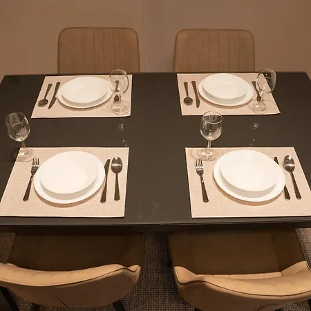 Family & Friends Apt, Skadarlija *