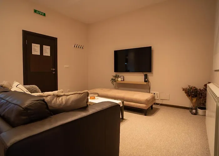 شقة Family & Friends Apt, Skadarlija بلغراد