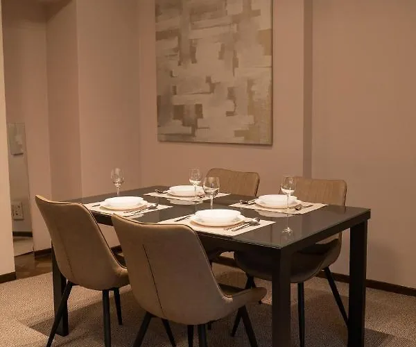 Family & Friends Apt, Skadarlija بلغراد