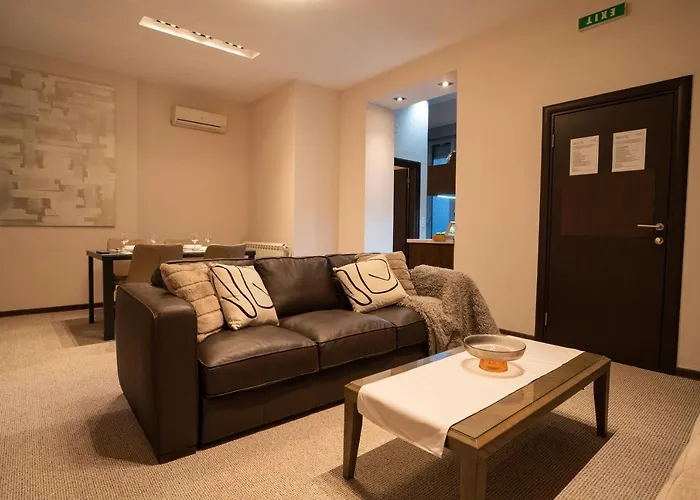 Family & Friends Apt, Skadarlija